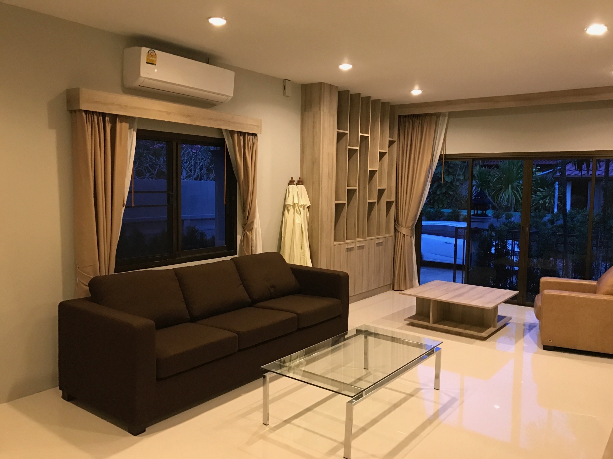 customer2-Gent Decor รับ ออกแบบตกแต่ง ภายใน รับผลิตบิ้วอิน ภูเก็ต