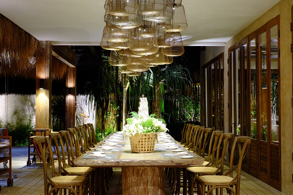 Picnic-Style Banquet Table Gent Decor โรงงานรับผลิตโซฟา ภูเก็ต