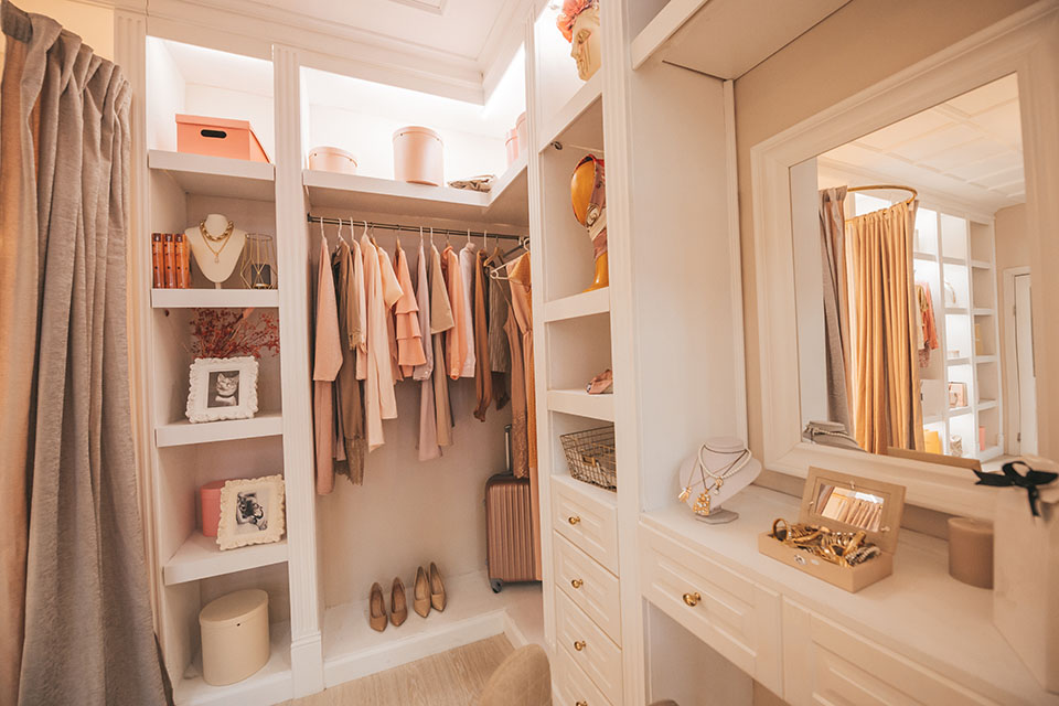 ทำ Walk in Close ได้ในงบประหยัด - Gent Decor โรงงานรับผลิต ออกแบบ และจำหน่ายเฟอร์นิเจอร์ราคาโรงงาน