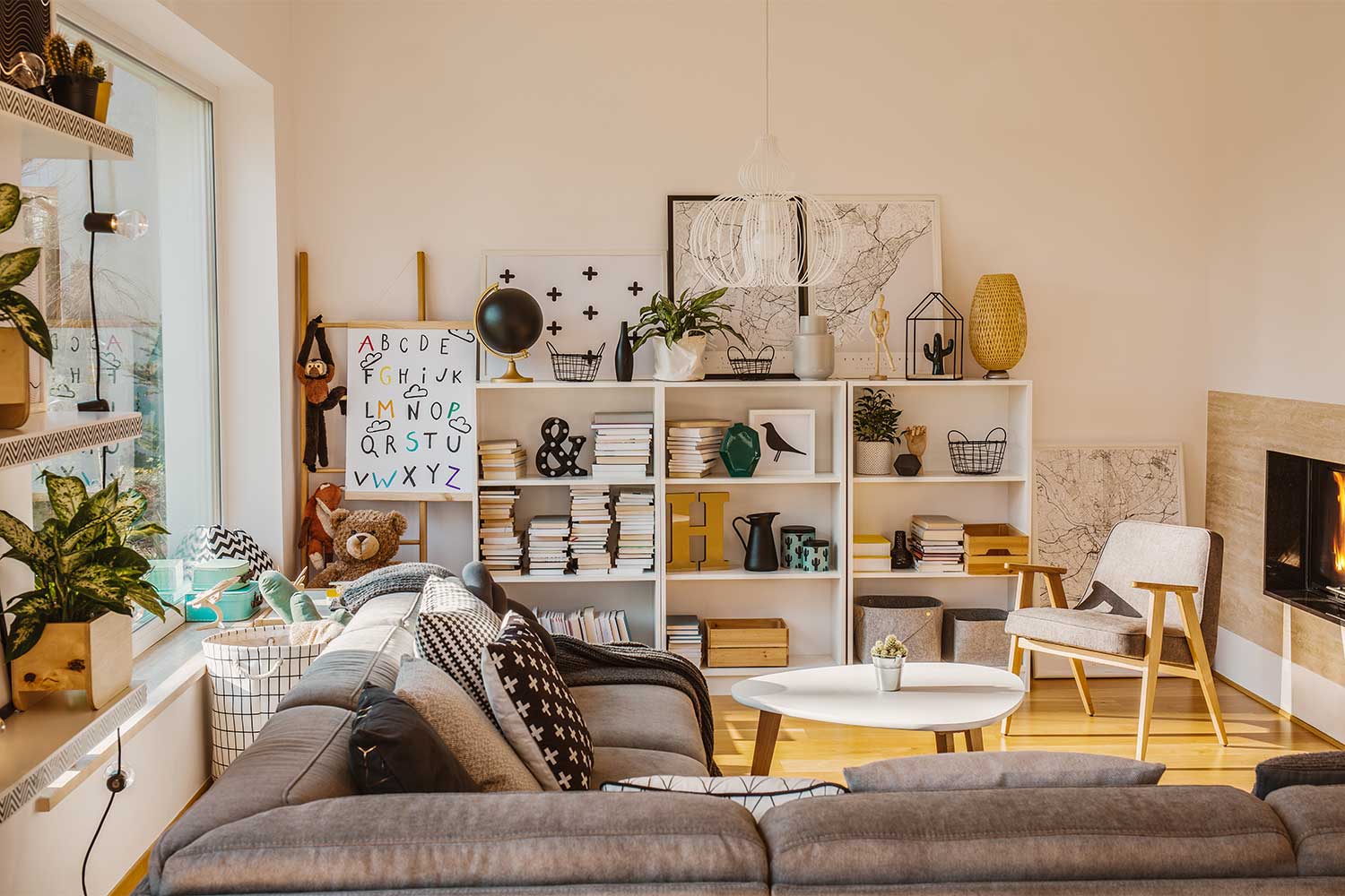 4. เฟอร์นิเจอร์ Built-in ที่เหมาะกับการรีโนเวทห้องต่างๆ - Gent Decor โรงงานรับผลิต ออกแบบ และจำหน่ายเฟอร์นิเจอร์ราคาโรงงาน